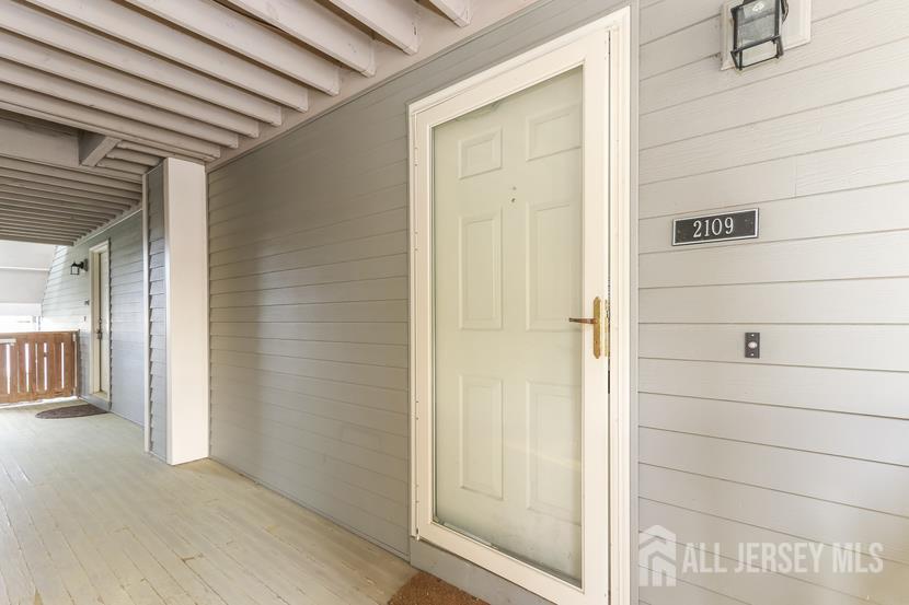 Foto principal - 2109 Ravens Crest Dr