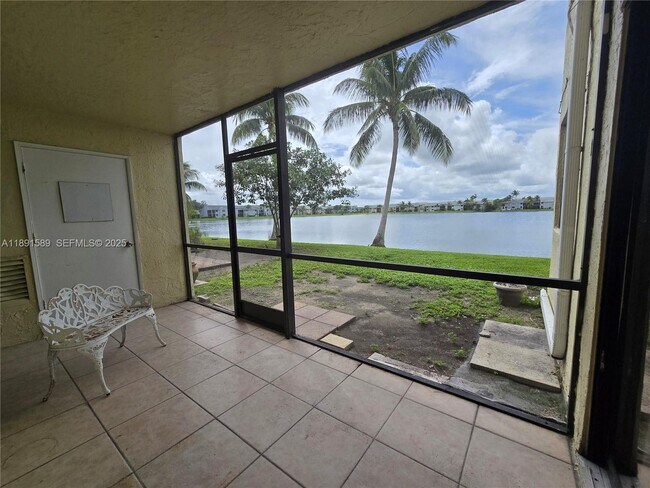 Foto del edificio - 1400 Jefferson Dr