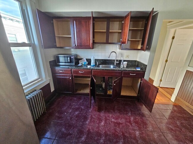 Photo - 14 Gibson Street Unit 3 Apartment