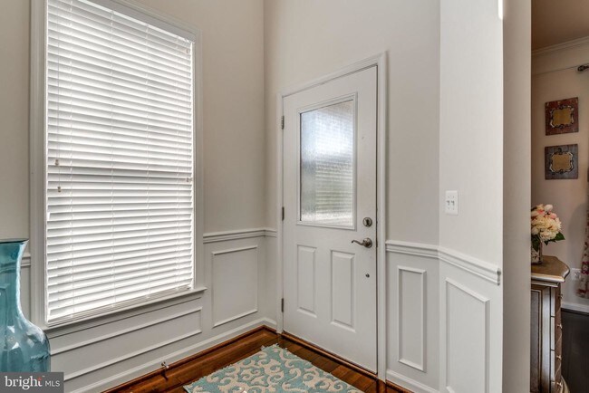 Building Photo - 42618 Stratford Landing Dr