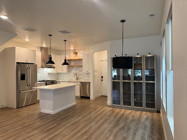 Foto del edificio - 5258 W Dock St