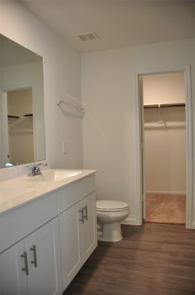 Building Photo - 10614 Cashew Run Ln