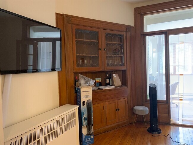 Foto del edificio - 907 Beacon St