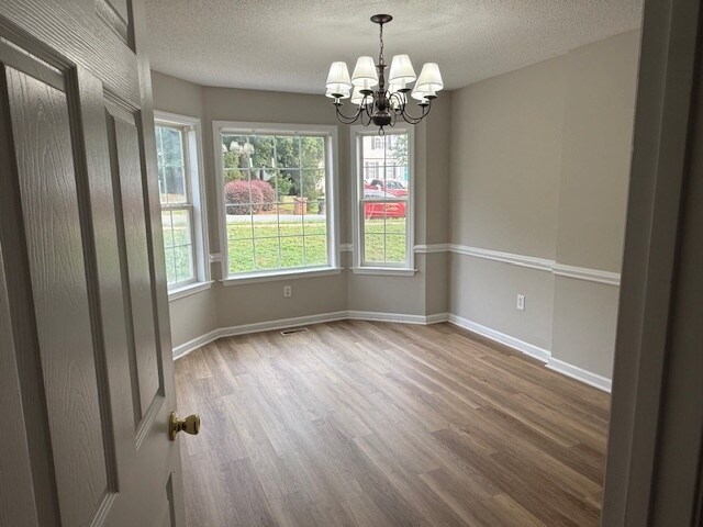 Foto del edificio - 612 Morton Farm Rd