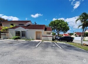 Building Photo - 3214 San Remo Cir