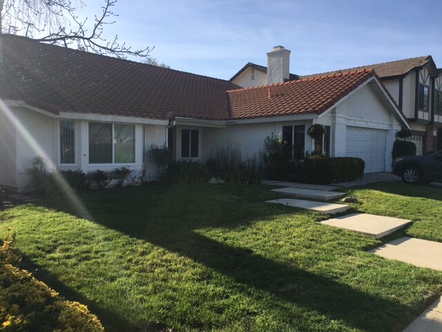 Primary Photo - 5937 Rustling Oaks Dr