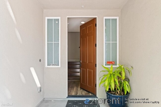 Foto del edificio - 3 br, 3.5 bath Townhome - 86 Muller Place,...