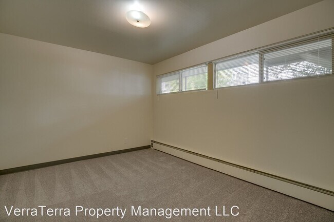 Building Photo - 1401 E Howell St
