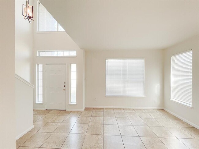 Building Photo - 8501 Cahill Dr