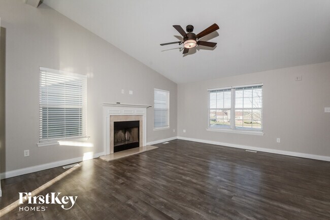 Building Photo - 1017 Sweet River Dr