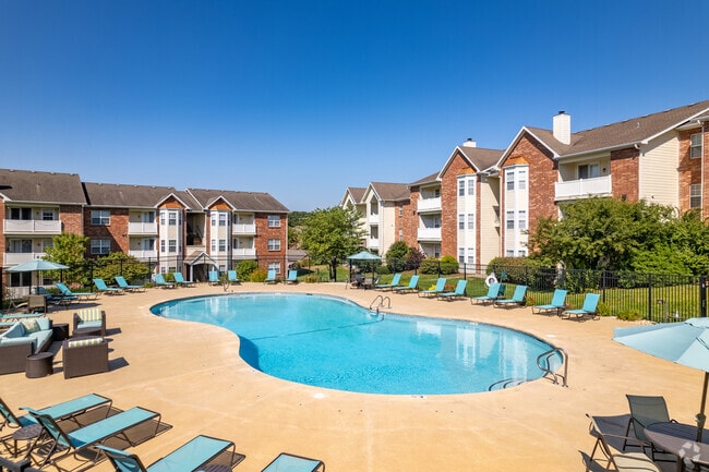 Building Photo - Kelly's Ridge Apartments