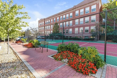 Foto del edificio - 48 Forest St