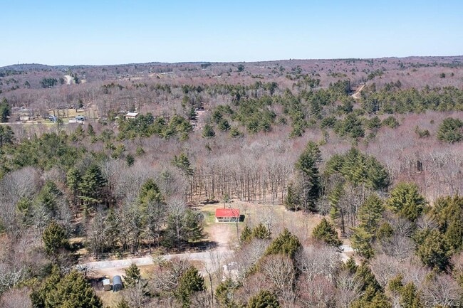 Building Photo - 786 Creamery Rd