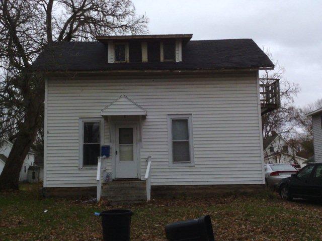 Building Photo - 309 14th Ave W