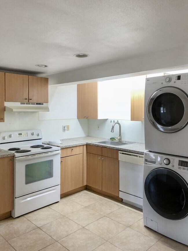 Foto del edificio - Nicely Updated 3/1 Tacoma Duplex