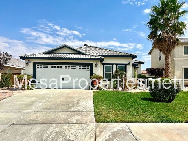 Building Photo - 15590 Naples Ln