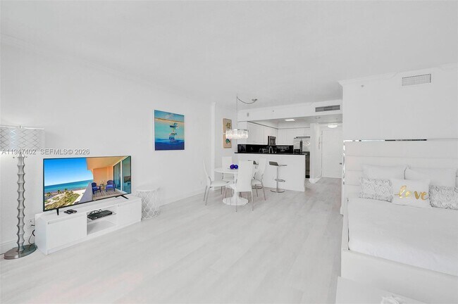 Building Photo - 2501 S Ocean Dr
