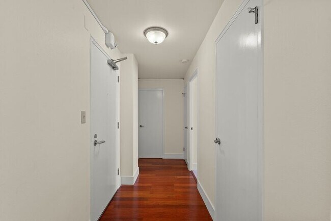 Foto del edificio - 1105 Spring St