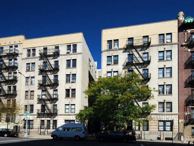 Viewed from the south - 51 Tiemann Pl