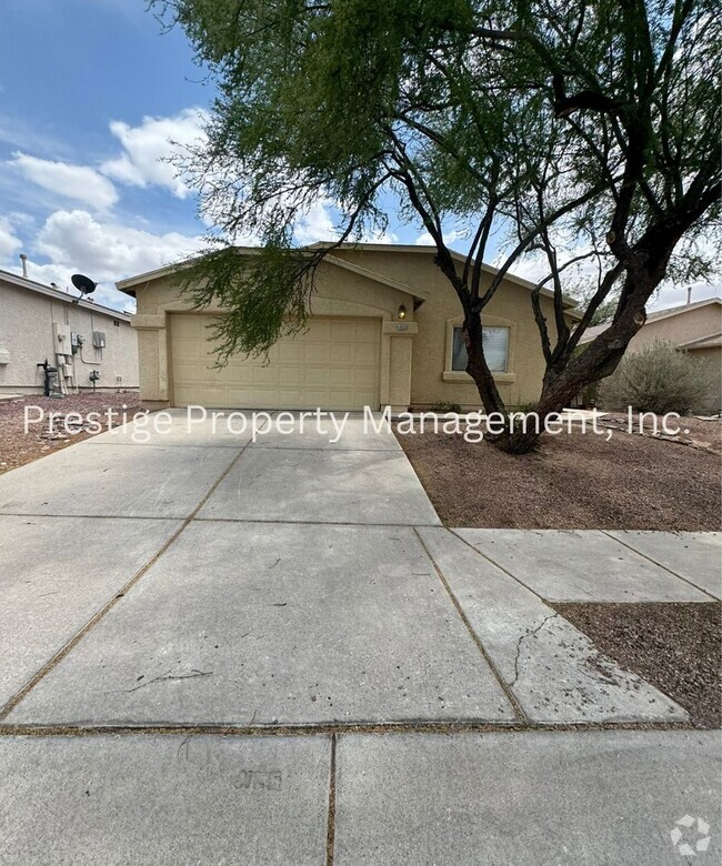 Building Photo - 10180 E Rincon Shadows Dr