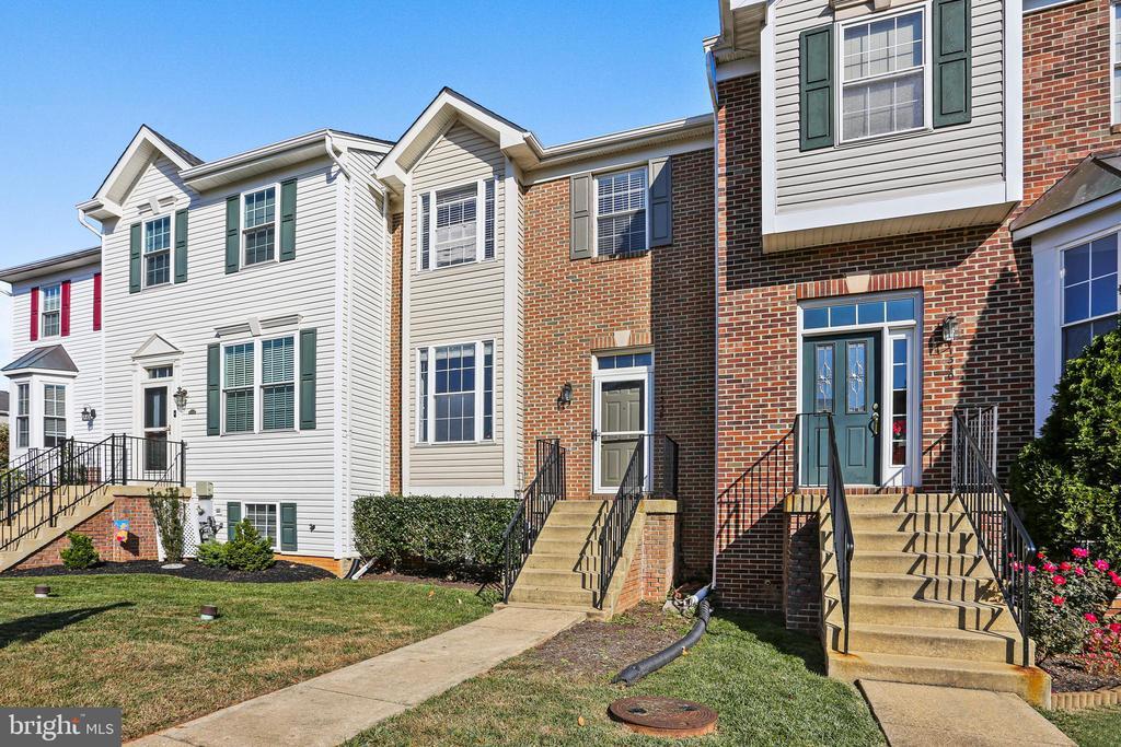 Foto principal - 1338 Hill Born Dr