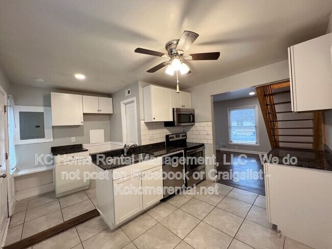 Foto del edificio - 8009 Summit St