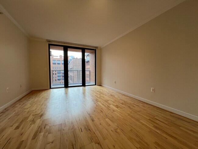 Foto del edificio - 616 E St NW