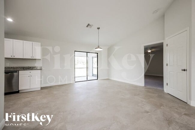 Building Photo - 2506 63rd St W