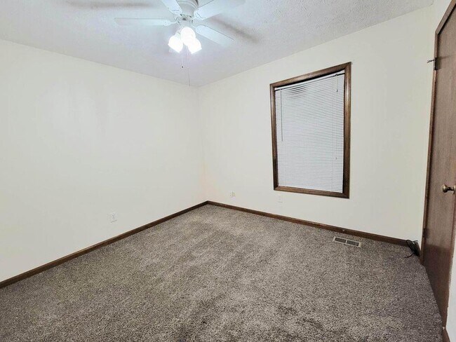Building Photo - 3641 Ashley Woods Dr