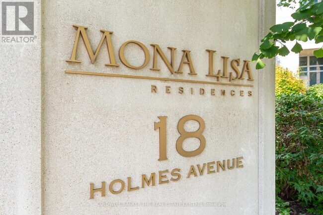 Photo du bâtiment - 18 Holmes Ave