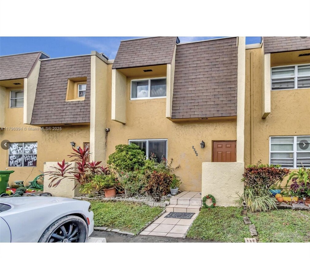 Foto principal - 5624 Blueberry Ct