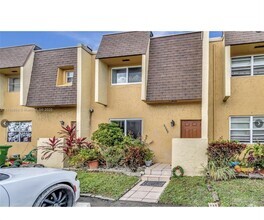 Building Photo - 5624 Blueberry Ct