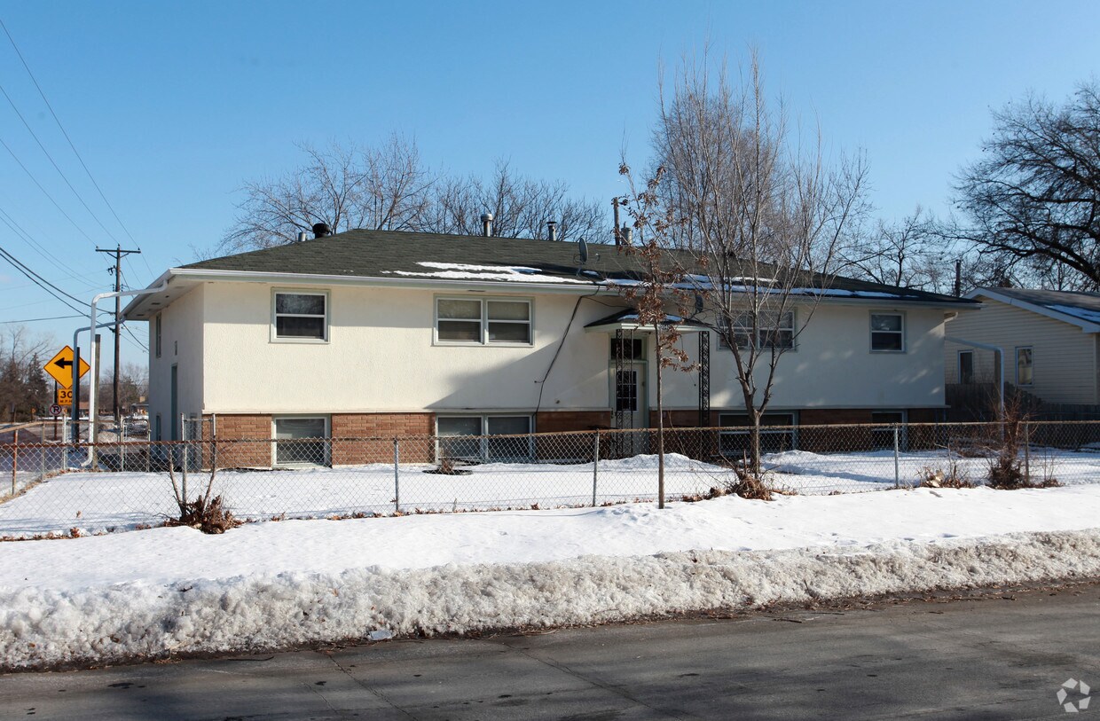 5540 Regent Ave N, Crystal, MN 55429 Apartments in Crystal, MN