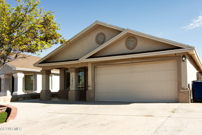 Building Photo - 12937 Beto Portugal Ln