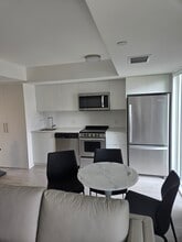 Building Photo - 480 Wilson Ave