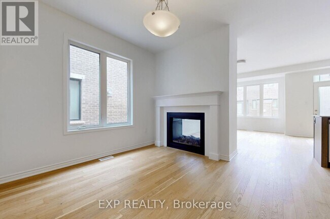 Building Photo - 1190 Tanbark Ave