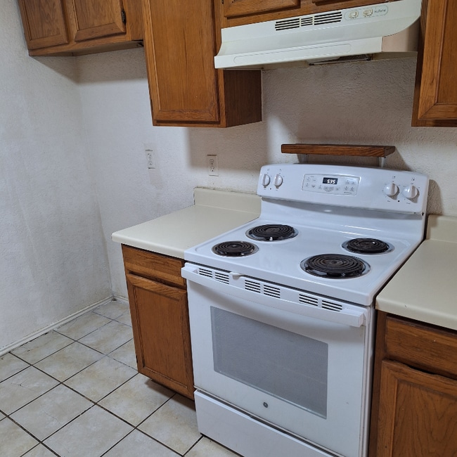 Foto del edificio - 4529 Compass Ct