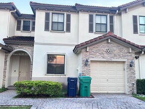 Building Photo - 15290 SW 118th Terrace