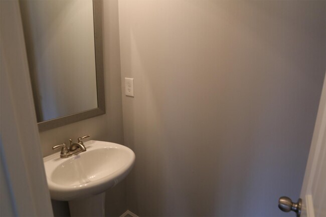 Building Photo - 9702 Alderbrook Trace