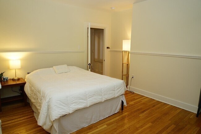 Foto del edificio - 328 Washington St