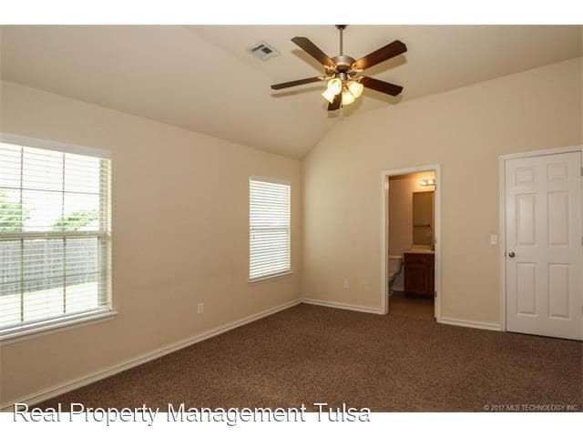 Foto del edificio - 3 br, 2 bath House - 3830 S 201st E ave