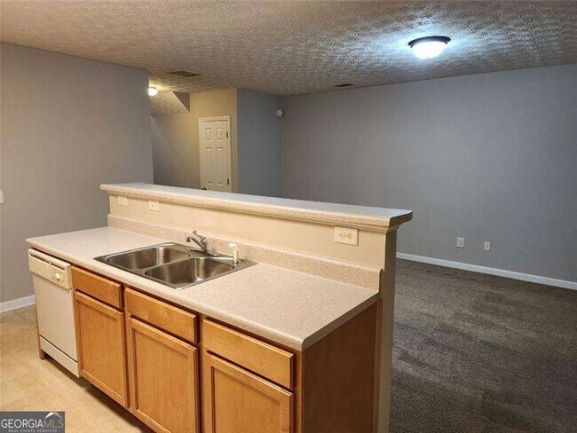 Foto del edificio - 6129 Brookechase Ln