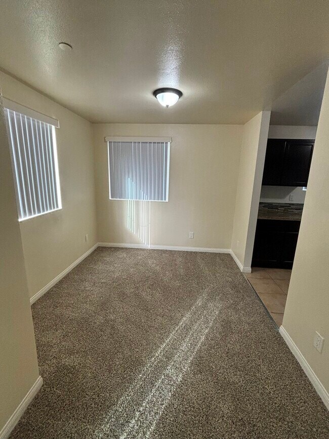 Foto del edificio - 216 E 97th St