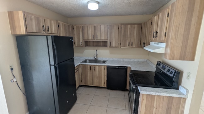 Building Photo - 4512 Ballentine Ct