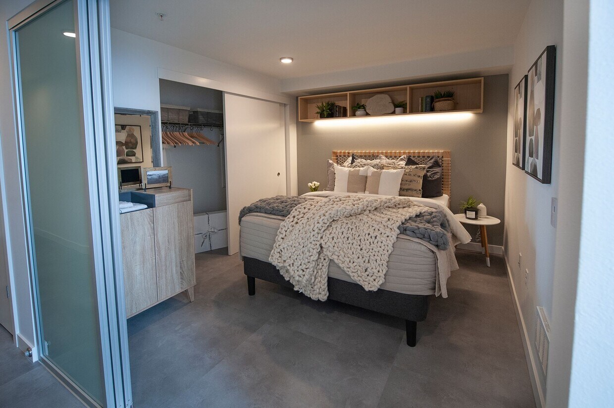 LUNA Apartments Seattle, WA