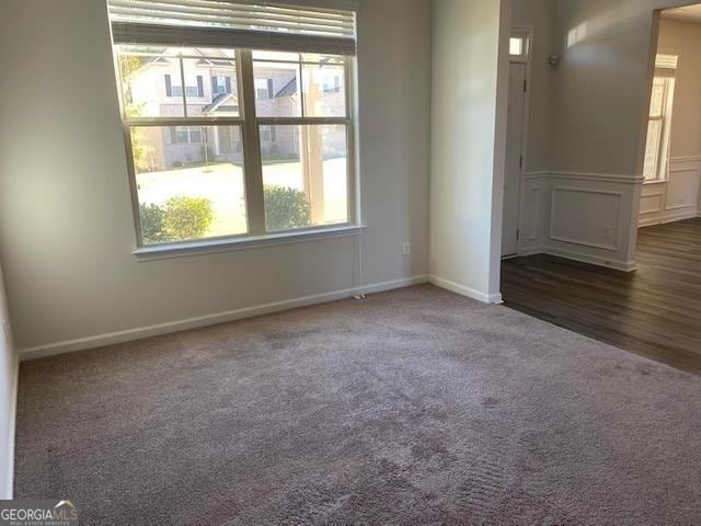 Building Photo - 5650 Mirror Lake Dr