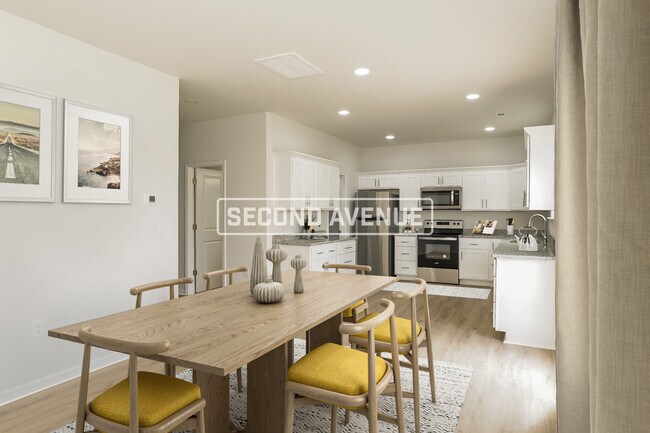Foto del edificio - 492 Everidge Rd