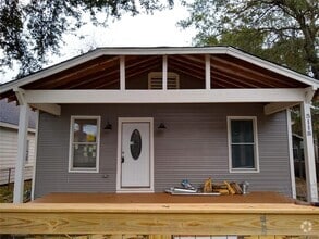 Building Photo - 5118 Dunlop St