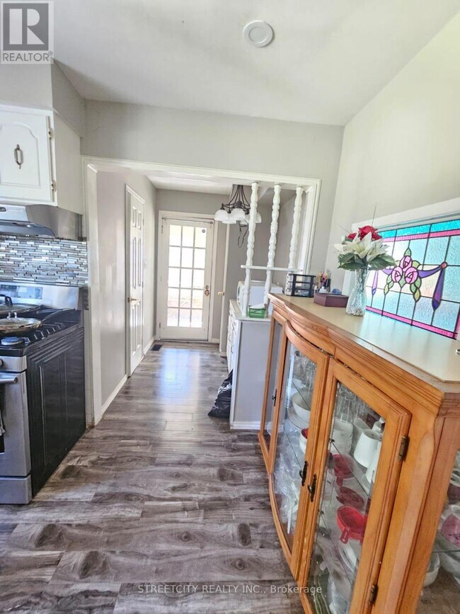 66 Bexhill Dr, London, ON N6E 1X2 House for Rent in London, ON