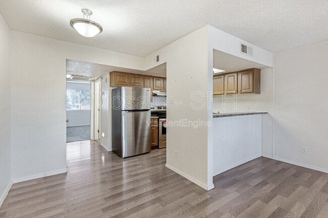 Foto del edificio - 3810 N Maryvale Pkwy